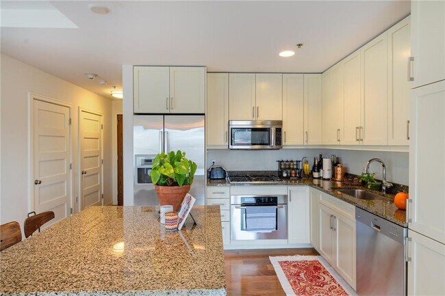 Foto del edificio - 100 Exchange St