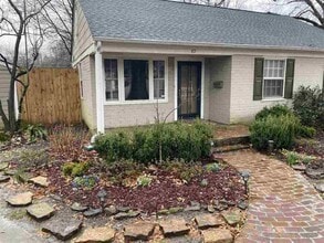 Building Photo - 89 S Larchmont Dr