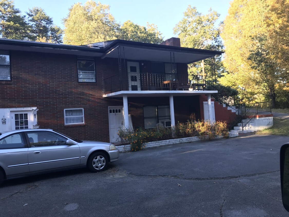 3401 Hazelwood Ln, Pigeon TN 37863 Apartments in Pigeon