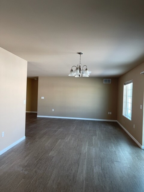 Building Photo - 1603 Bronco Ln