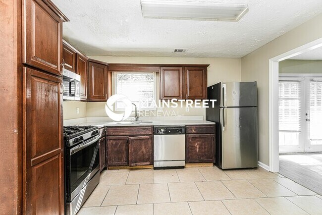 Foto del edificio - 4 Bedroom Pet-Friendly Home in SNELLVILLE, GA with Main Street Renewal