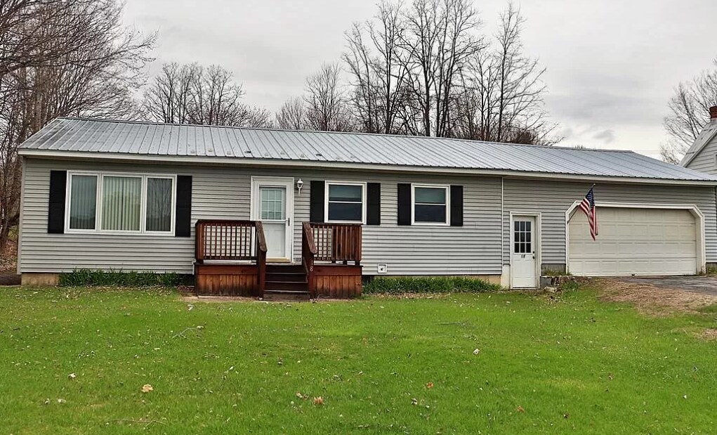 18 McCutcheon Ln, Saranac, NY 12981 House Rental in Saranac, NY