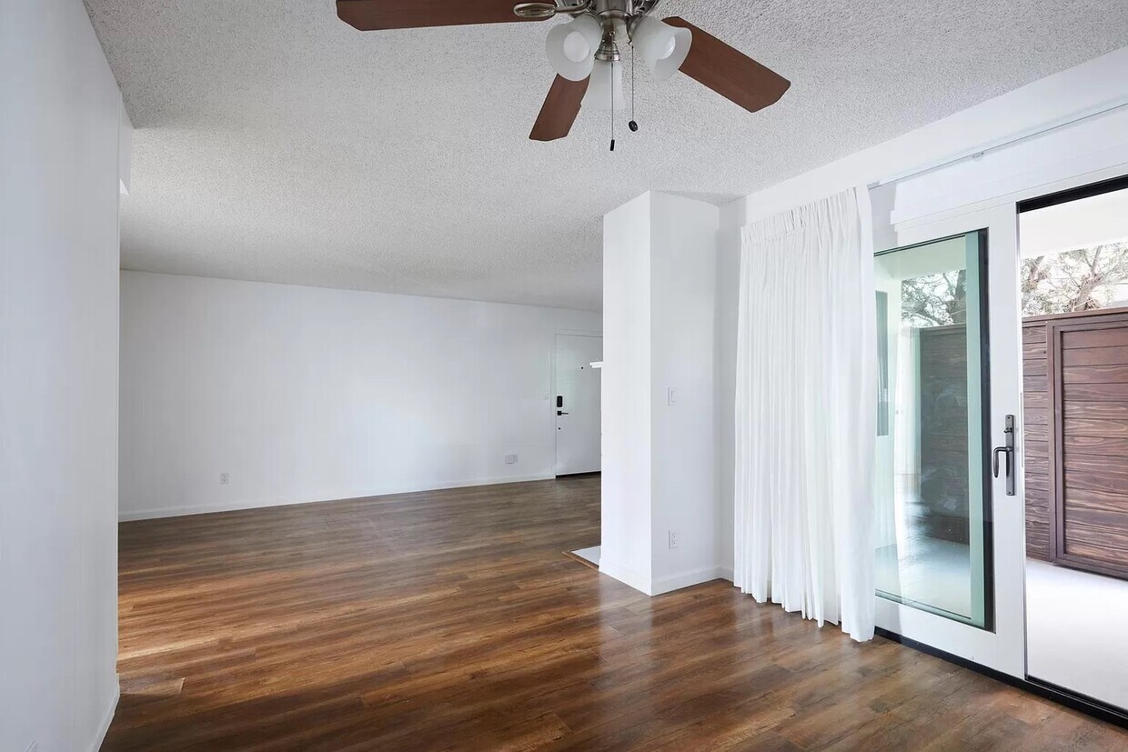 Foto principal - 4120 Baldwin Ave