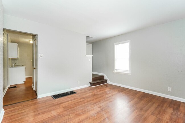 Foto del edificio - 1732-1734 E Whittier Street