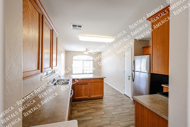 Foto del edificio - 12905 W Mandalay Ln