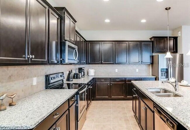 Building Photo - 8809 Corcovado Dr