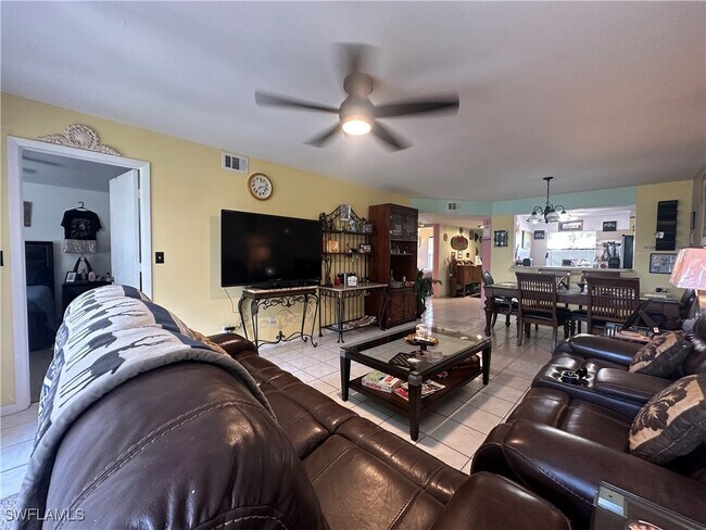 Building Photo - 1448 Churchill Cir