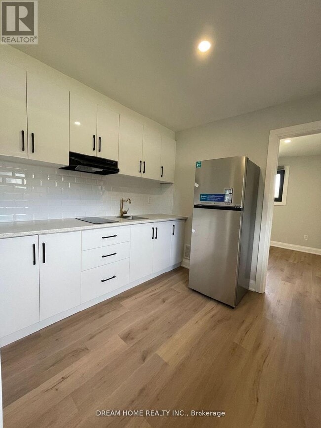 Building Photo - 49 Ladner Dr