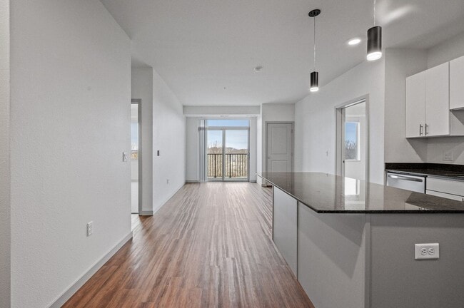 Interior Photo - Fenview Flats