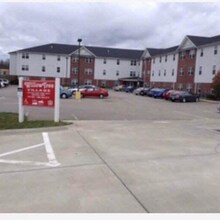 Building Photo - 140 Willow Tree Wy