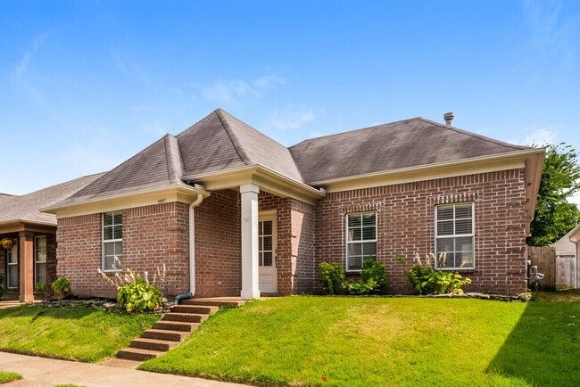 Building Photo - 10247 Morning Hill Dr