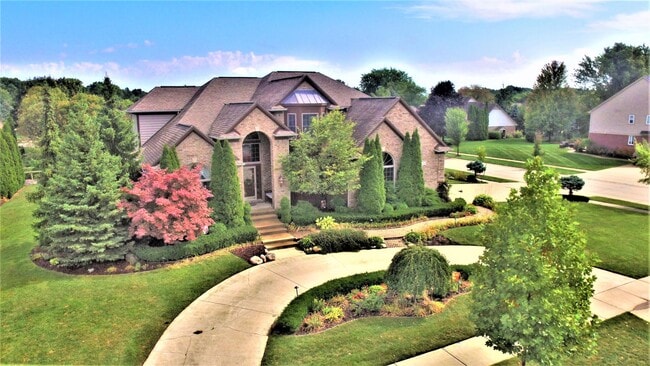 Building Photo - 6768 Merrick Dr