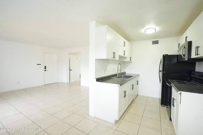 Foto del edificio - 2624 Tree Ridge Ln NE