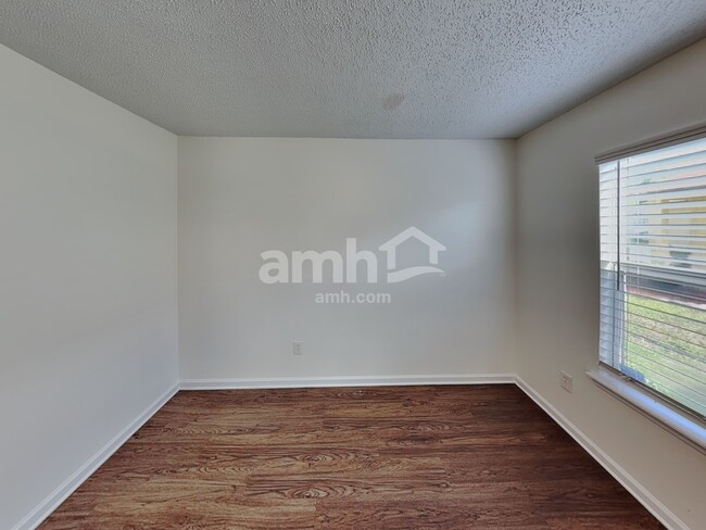 Foto del edificio - 10959 Darlington Oak Ct