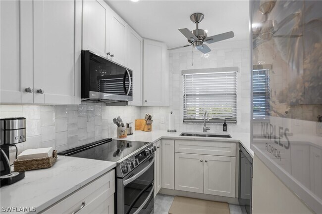 Building Photo - 682 Broad Ave S