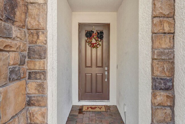Foto del edificio - 1234 Sandwedge St