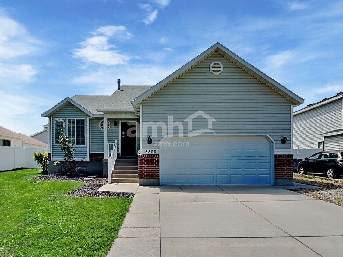 Foto principal - 5806 S Stone Flower Way