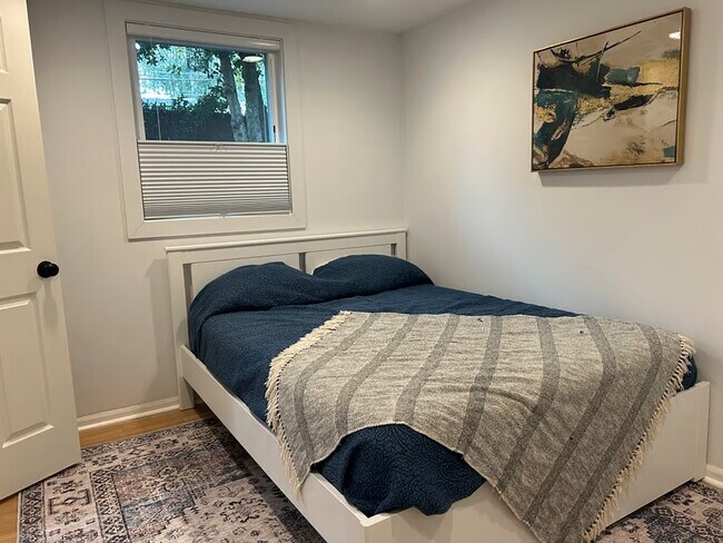 Foto del edificio - 632 NE Russell St