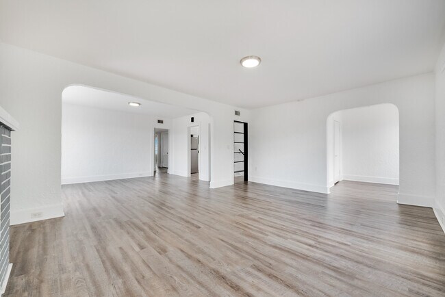 Foto del edificio - 1736 SW 9th St