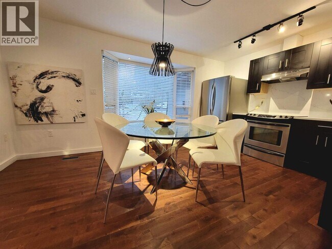 Photo du bâtiment - 2568 The Blvd