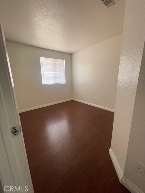 Foto del edificio - 12829 Orleans Dr