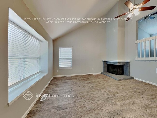 Building Photo - 2885 Mirage Dr