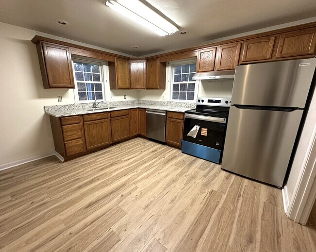 Foto del edificio - COMING SOON! Charming Colonial in Peaceful Wooded Setting in Westminster!