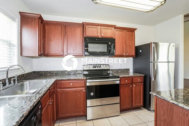Building Photo - 4 Bedroom Pet-Friendly Home in NEWARK, TX with Main Street Renewal