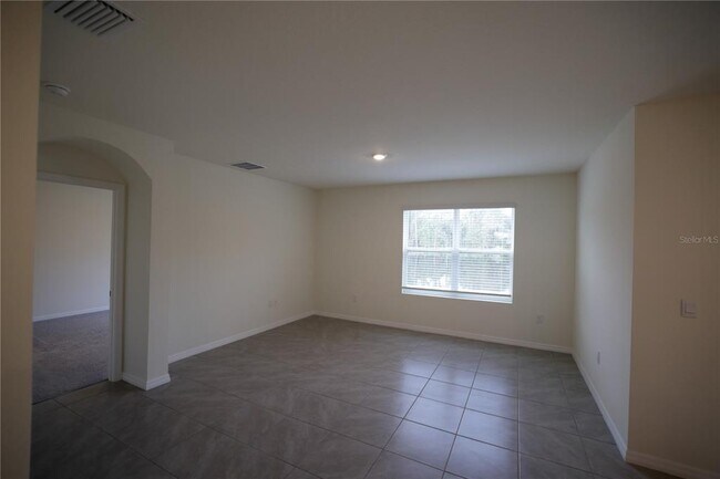 Foto del edificio - 2803 Lotus Flower Trl