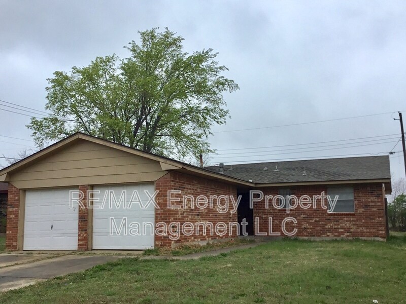 Primary Photo - 241 NW 86th St