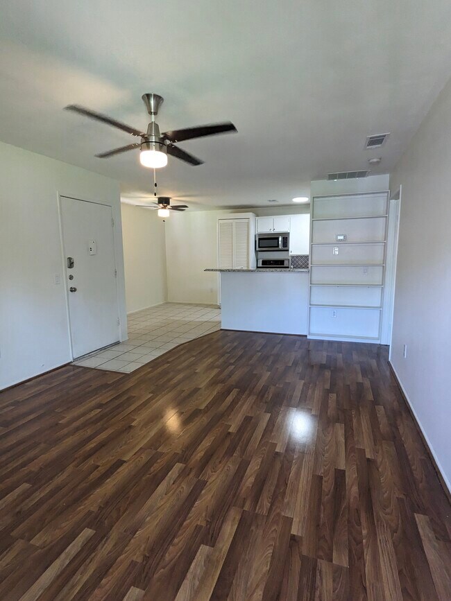 Building Photo - 26200 Redlands Blvd