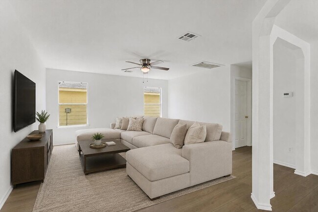 Building Photo - 17817 Majestic Elm Ln
