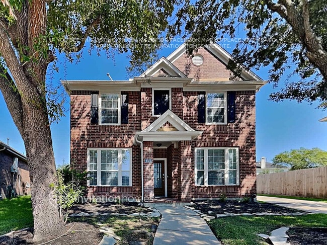 Building Photo - 4522 Lake Halbert Ln