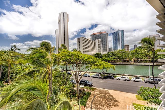 Foto del edificio - 1551 Ala Wai Blvd