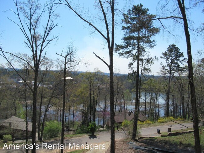 Building Photo - 4 br, 3.5 bath House - 3173 Paradise Acres