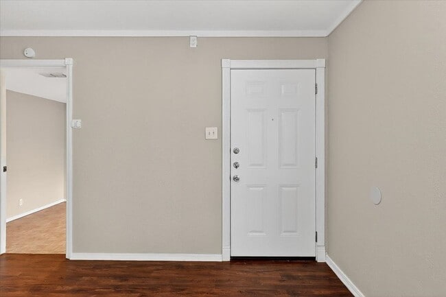 Foto del edificio - 4729 Prinston- 4bed/1bath- $1,395/month