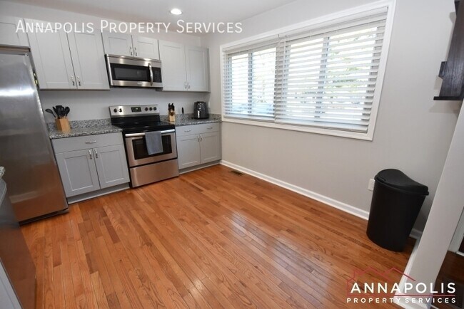Foto del edificio - 1728 woodtree circle
