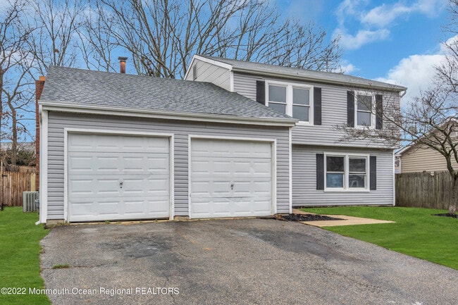 Building Photo - 14 Midship Dr