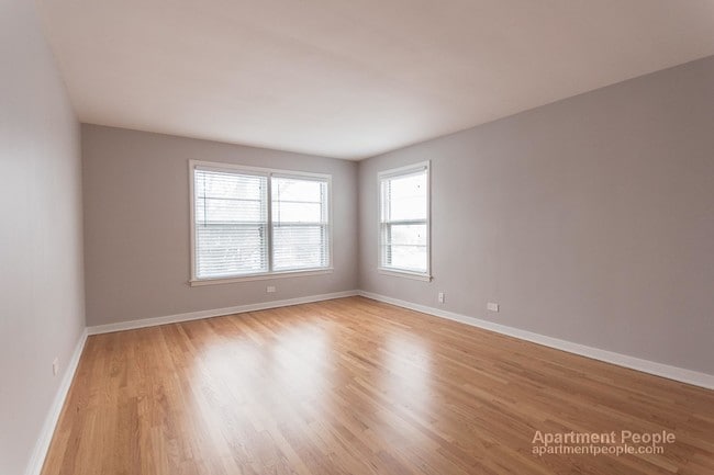 Building Photo - 8845 Bronx Ave