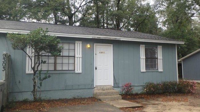 9305 Mabel Street Unit C Apartment For Rent In Pensacola Fl