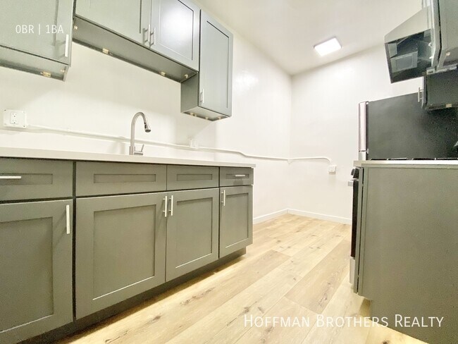 Foto del edificio - 960 S Oxford Ave