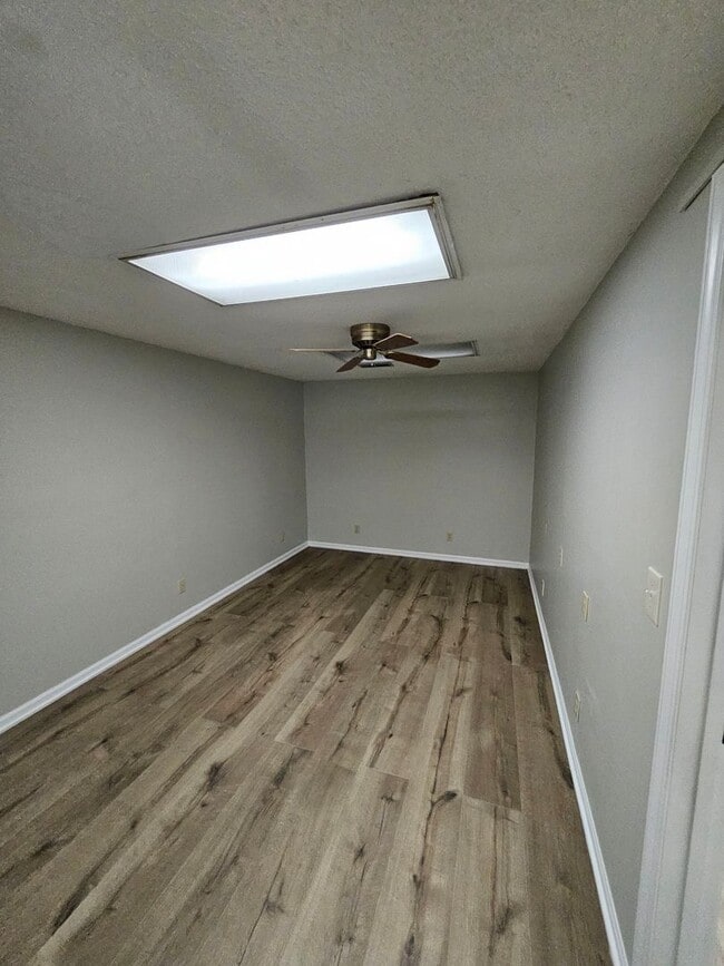 Building Photo - Newly remodeled 3 Bed apt in Booneville