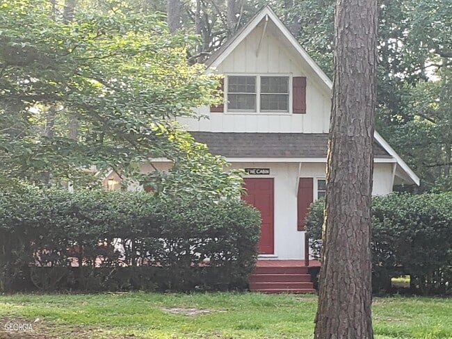 Building Photo - 418 Country Club Rd