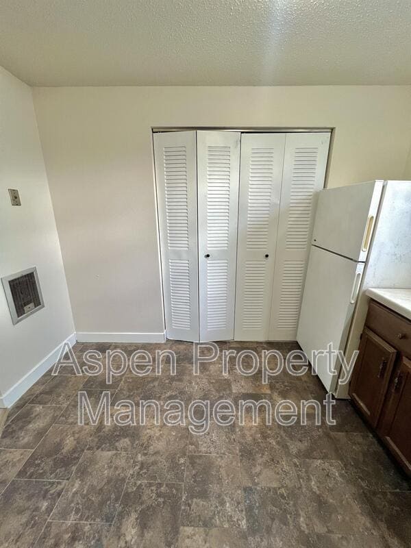 Building Photo - 2216 Piper Pl