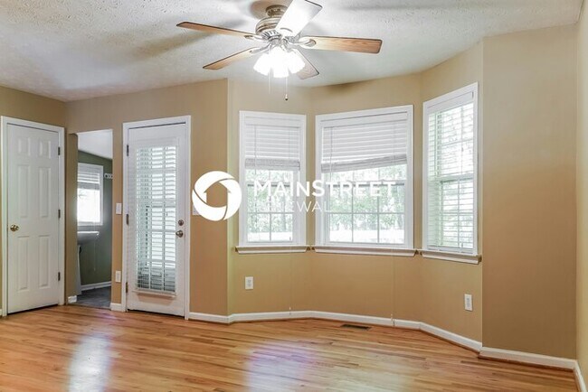 Foto del edificio - 3 Bedroom Pet-Friendly Home in Rockmart, G...