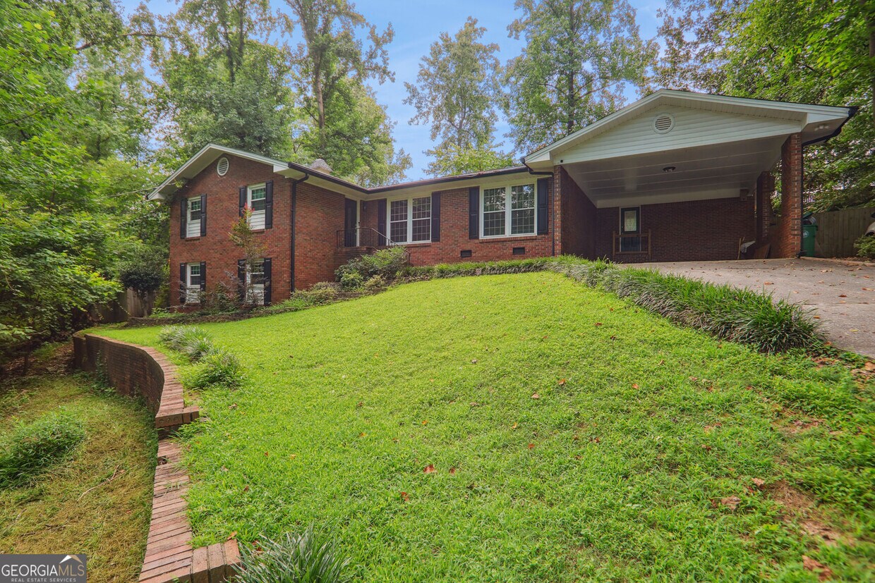 Primary Photo - 3315 N Embry Cir
