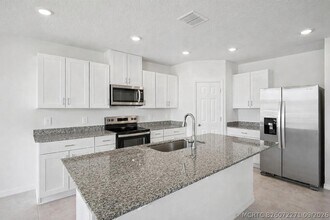 Building Photo - 3824 Giorgio Dr
