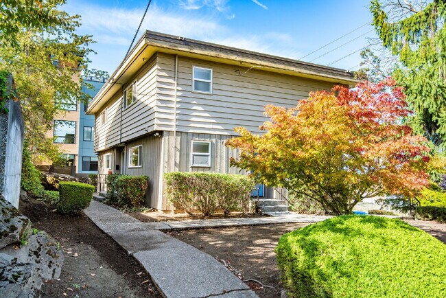 Foto del edificio - 3475 6th Ave W