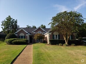 Building Photo - 2250 Rock Springs Ct