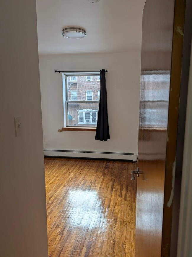 Dormitorio - 3916 62nd St